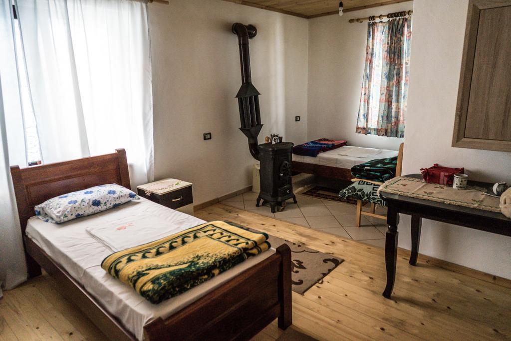 Eco Garten Guest House Shkodër Extérieur photo